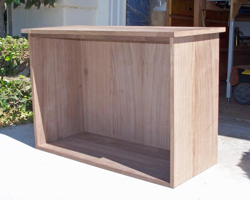 Lower cabinet